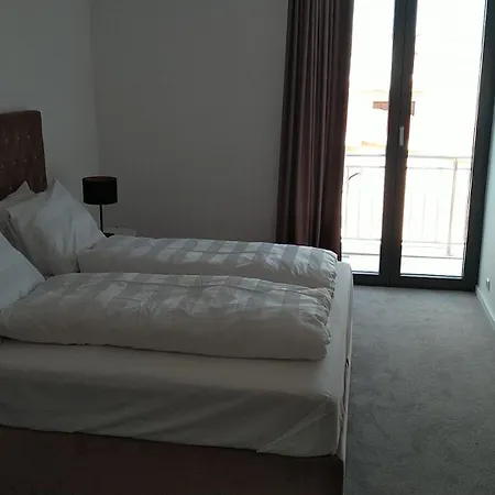 Oscar 4* Kastela