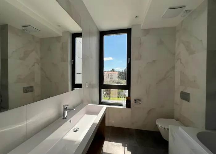 Oscar 4* Kastela
