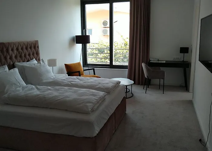Oscar Hotel