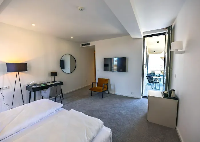 Oscar Hotel